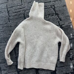 Cleo and wolf Cozy Cream Turtleneck Sweater size xs